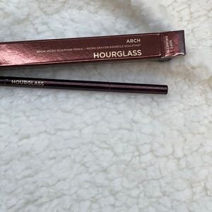 Makeup - Hourglass brow pencil Makeup - Hourglass brow pencil